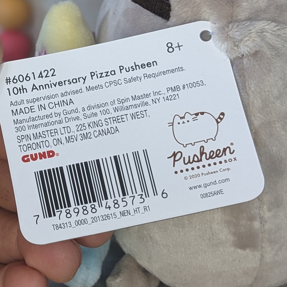 Pizza Time - Pusheen Box Exclusive Plush Toy - Picture 7 of 7